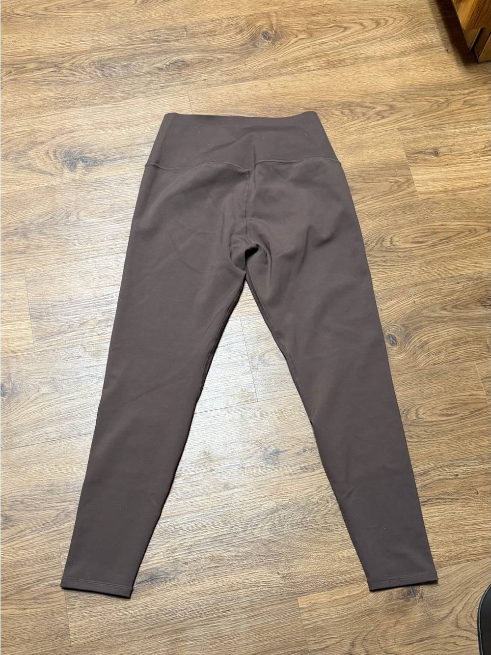 High-Waist Brown Fleeced Line Leggings